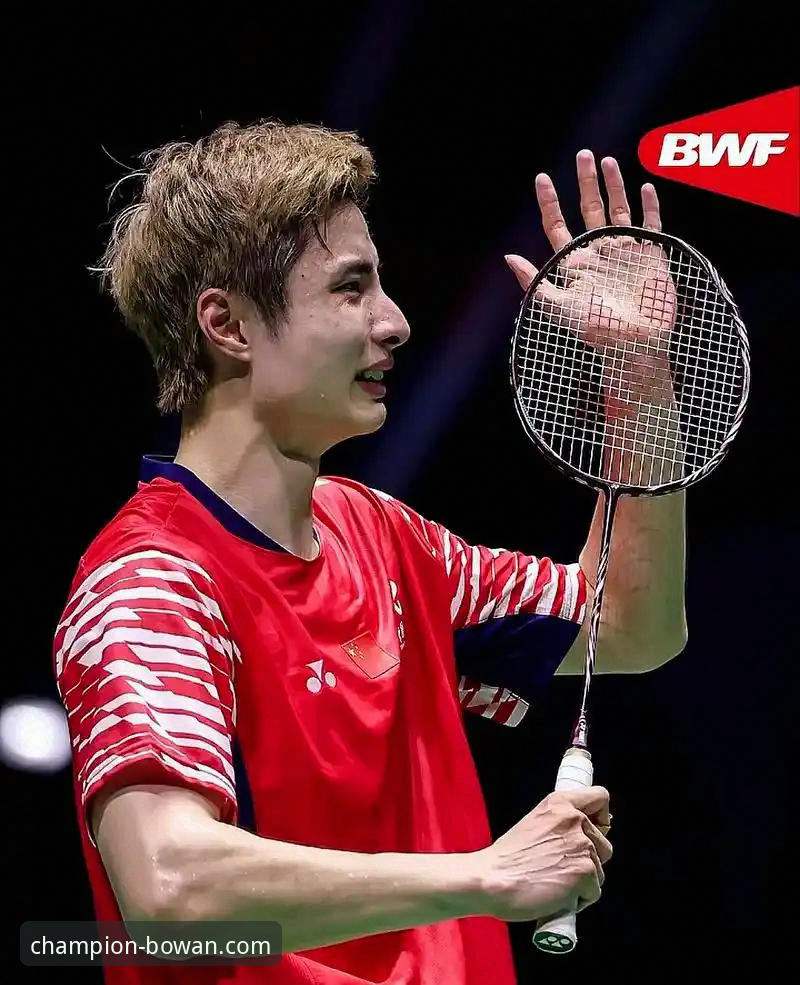 揭秘国羽时隔8年亚锦赛男单封王背后：石宇奇如何用技术碾压印度黑马